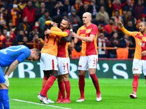Aslan Maç Fazlasıyla Lider