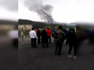 Çin’de Askeri Uçak Düştü