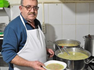 Yeni Trend: Ördek Suyu Çorbası