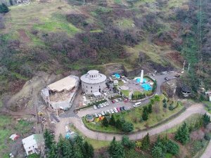 Trabzon’da Tarihi Cephanelik Binasının Yanına Yapılan İnşaat Durduruldu