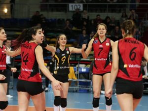 Vakıfbank Set Vermedi