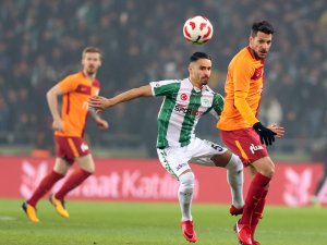 İlk Yarıda Konyaspor Önde