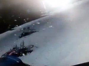 Motosikletliler Böyle Birbirine Girdi