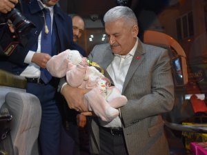 Başbakan’a Balıkesir’de Sevgi Seli