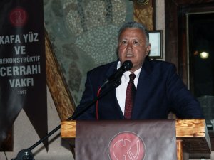 Türk Tabipler Birliği’ni Özür Dilemeye Davet Etti