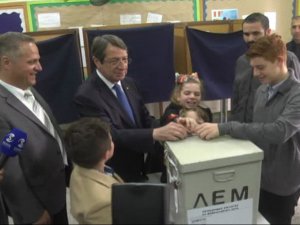 Güney Kıbrıs Başkanını Seçiyor