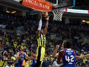 Fenerbahçe Doğuş: 100 - Anadolu Efes: 74