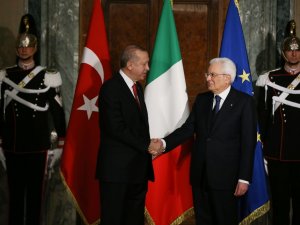 Cumhurbaşkanı Erdoğan, İtalyan Mevkidaşıyla Bir Araya Geldi