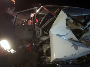 Otomobiller Hurdaya Döndü: 3 Ölü, 1 Yaralı
