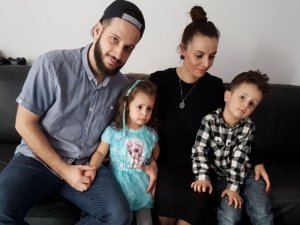 Almanya’da Türk Aile Zehirlerek Hayatlarını Kaybetti