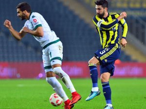 Fenerbahçe İlk Devreyi Önde Kapattı