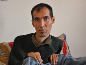 Aşık Oldu Okuma Yazma Öğrendi, 12 Kitap Yazdı