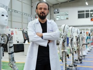 Yerli İnsansı Robotlar Görev Bekliyor