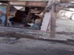 Raco’da Pkk/ypg’li Teröristler Çarşıyı Tahrip Etti