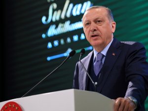 Sultan Abdülhamid’in Sözleriyle Zeytin Dalı’nı Değerlendirdi
