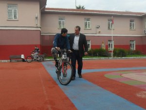 Gönüllülerden "Gülen Gözlere" Destek