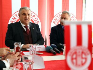Antalyaspor Başkanı Bulut, Eto’o Gerçeğini Açıkladı