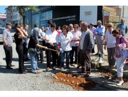 Chp Tepkisini Yola Patetes Ekerek Gösterdi