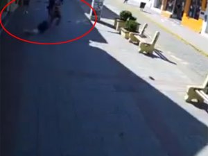 Kadını Metrelerce Sürükledi