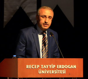 RTEÜ Hukuk Fakültesi Ne Zaman Öğrenci Alacak? Rektör Karaman Açıkladı