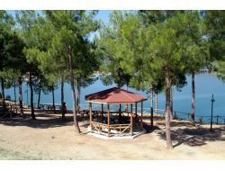 Vezir Suyu Tabiat Parkı Ziyaretçilerini Bekliyor