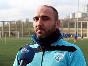 “Eljif Elmas Türkiye’de Yetişse Daha Yetenekli Olurdu”