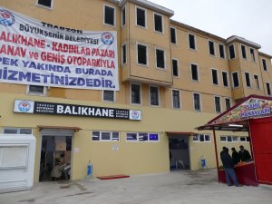 Geçici Kadınlar Pazarı Ve Balıkhane Hizmet Vermeye Başladı