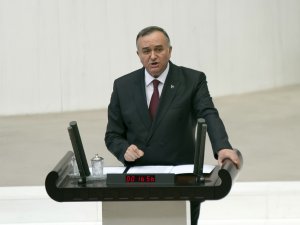 "Fesatlıktan Kuduruyor"
