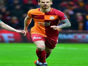 Serdar Aziz Eski Takımına Gol Attı, Sevinmedi