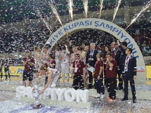 Kadınlar Türkiye Kupası’nda Şampiyon Yakın Doğu Üniversitesi