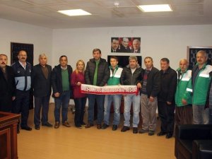 Belediye İşçilerinden Futbolculara Prim