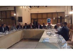 Ak Parti Milletvekili Üstün Gümüşhane’den Gelen Misafirlerini Ağırladı
