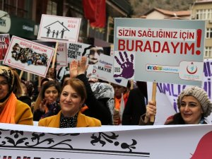 Gümüşhane’de Kadınlar Gününde Sessiz Yürüyüş