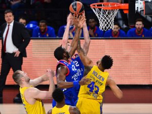 Anadolu Efes Sonunu Getiremedi