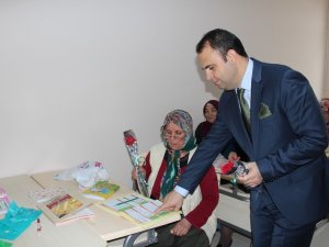 Görele’de Okuma Yazma Öğrenene Ev Eşyası Hediye