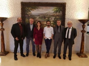 Güçlü Bir Beyin İçin Klavye Yerine Kalem