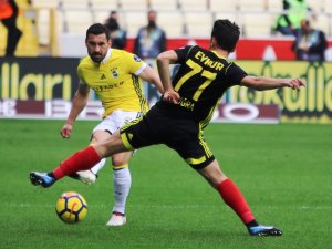 İlk Yarıda Tek Gol Vardı