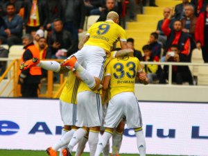 Fenerbahçe Derbi Öncesi Moral Buldu