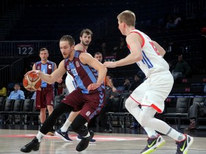 Anadolu Efes Trabzon’u Devirdi