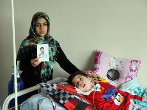 Batan Teknede Eşini Kaybetti, Oğlu Yaşam Savaşında