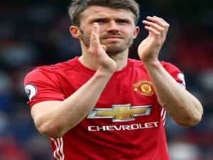 Carrick Bırakıyor