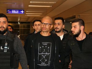 Alex De Souza: "Ne Seçim İçin Geldim, Ne De Bir Oyum Var"