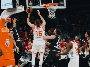 Anadolu Efes Deplasmanda Yenildi