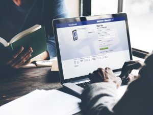 Facebook’taki Uygulamalara Dikkat