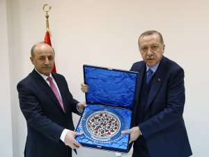 Erdoğan Erzurum Valisi Ve Büyükşehir Belediye Başkanını Kabul Etti