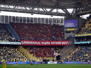 Galatasaray Taraftarından Kadıköy’de Anlamlı Pankart