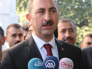 Adalet Bakanı Gül’den Mühürsüz Oy Açıklaması