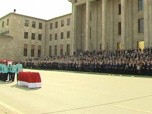 Hasan Celal Güzel İçin Tbmm’de Tören Düzenlendi
