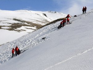Afad’ın Eğitmen Adayları Zigana Dağında Kursa Katılıyor
