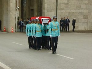 Deniz Bölükbaşı İçin Tbmm’de Tören
